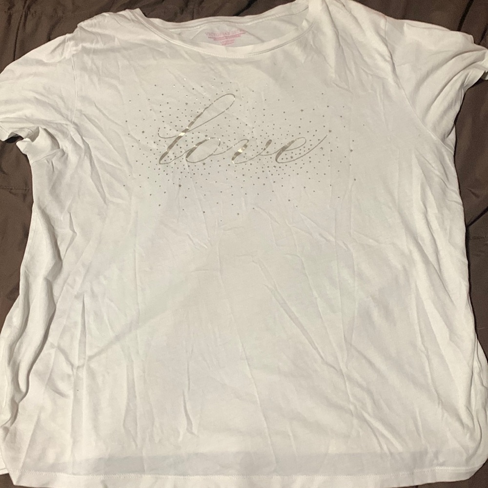 White T-shirt